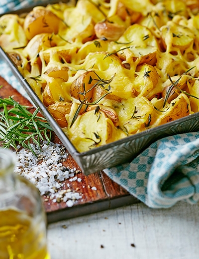 Maasdam cheese potato wedges